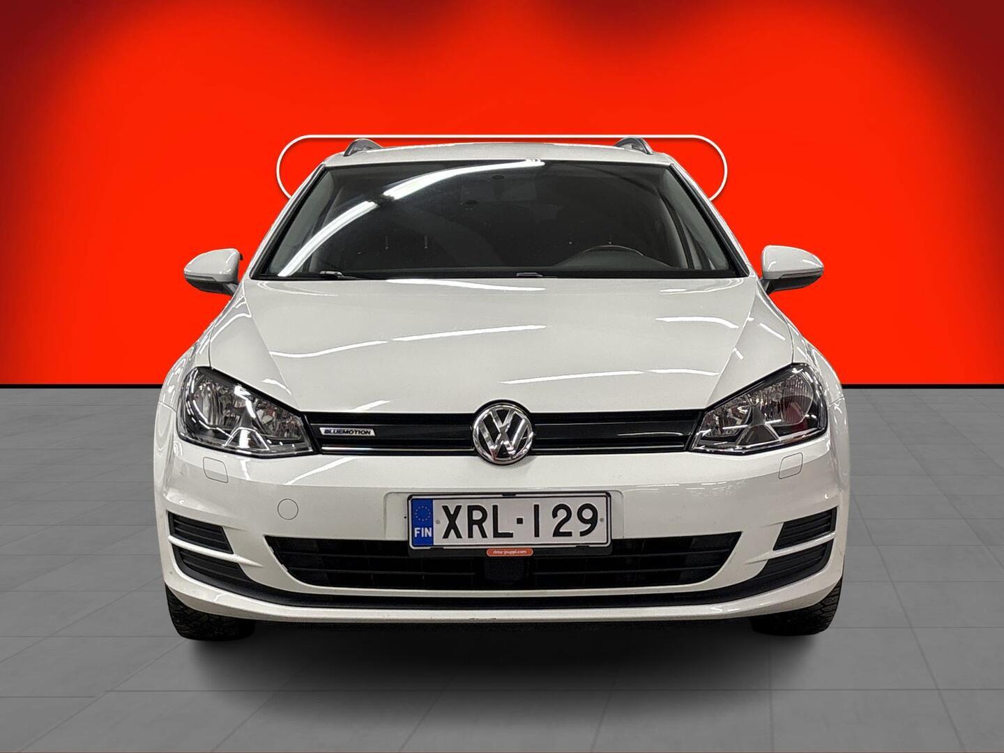 VOLKSWAGEN Golf 2015