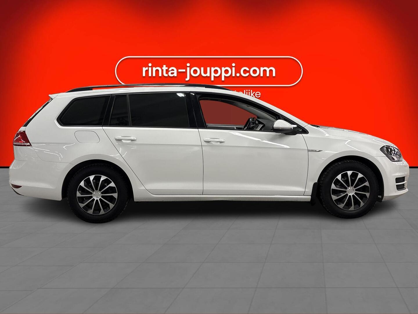 VOLKSWAGEN Golf 2015