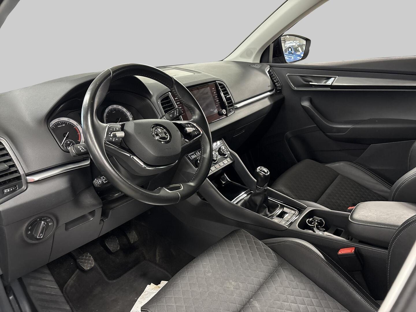 SKODA Karoq 2021