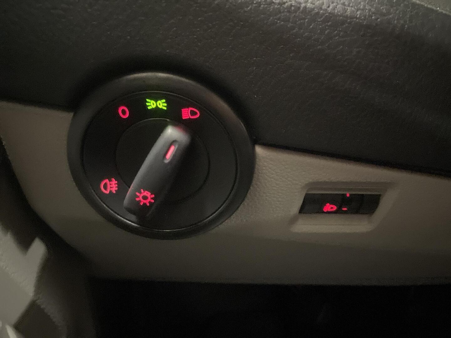 VOLKSWAGEN Transporter 2018