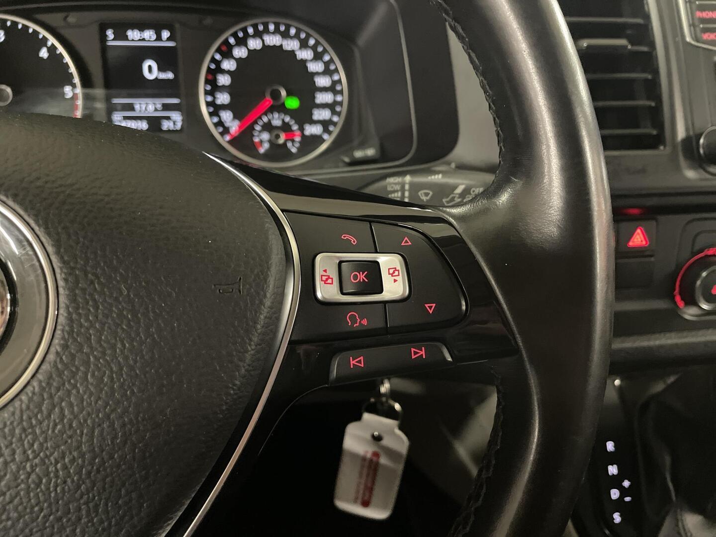 VOLKSWAGEN Transporter 2018