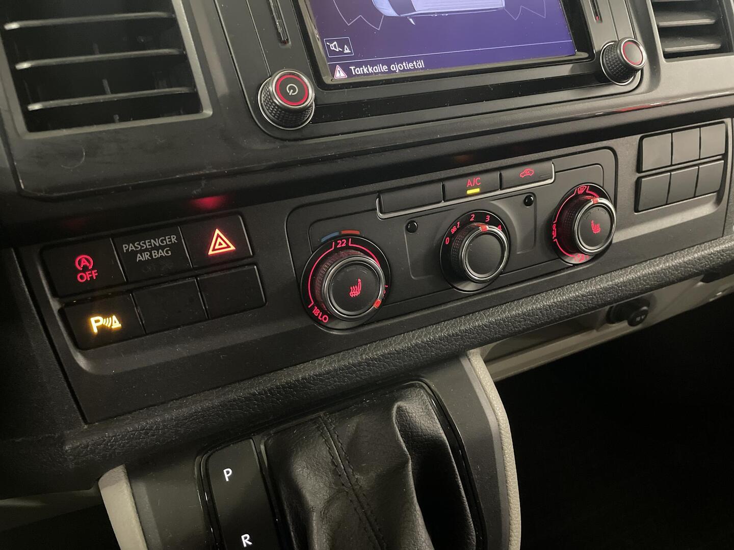 VOLKSWAGEN Transporter 2018