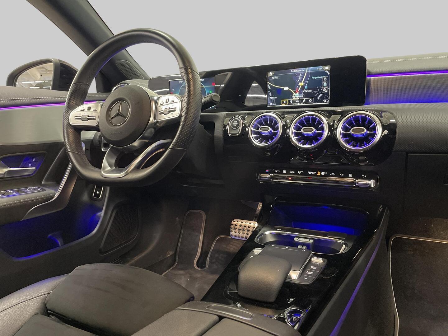 MERCEDES-BENZ CLA 2021