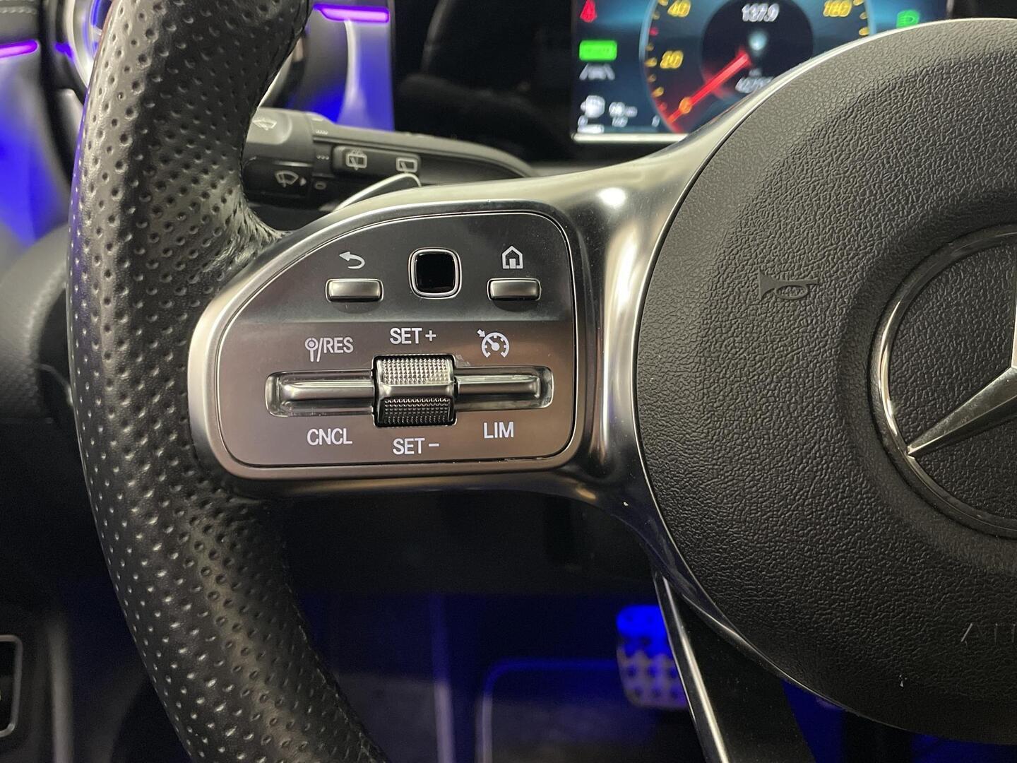 MERCEDES-BENZ CLA 2021