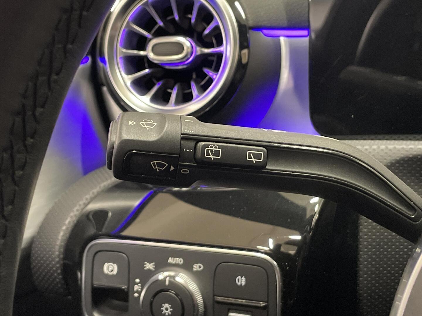 MERCEDES-BENZ CLA 2021