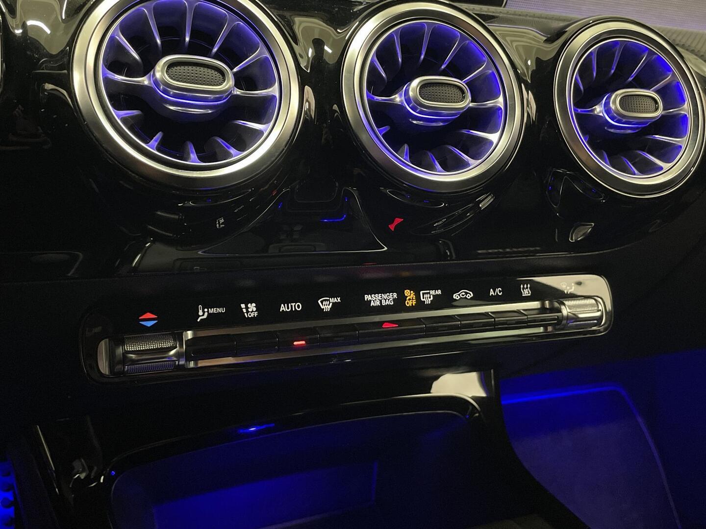 MERCEDES-BENZ CLA 2021