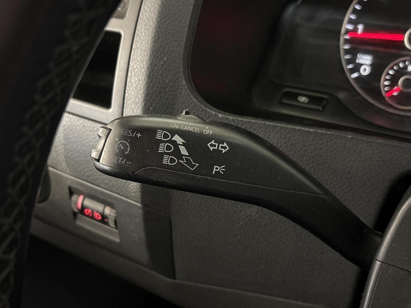 VOLKSWAGEN Caravelle 2010