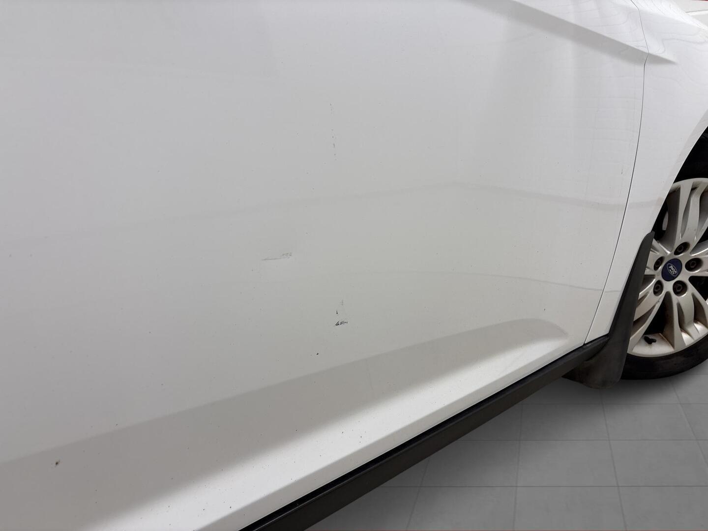 FORD Focus 2011