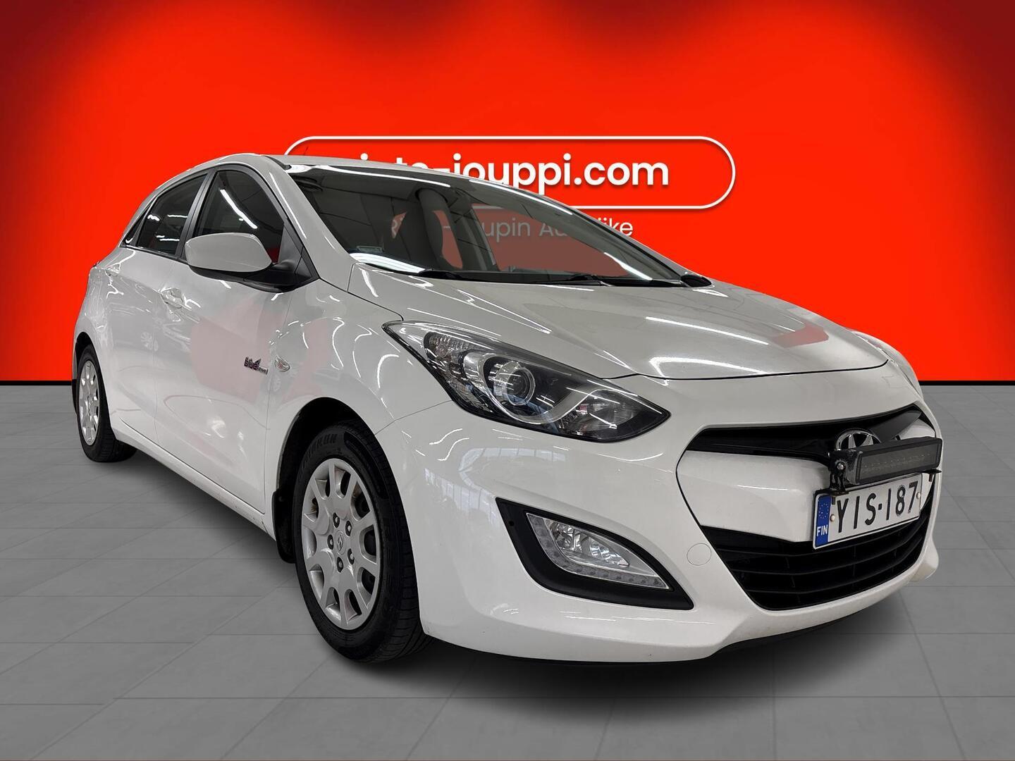 HYUNDAI i30 5d 2015