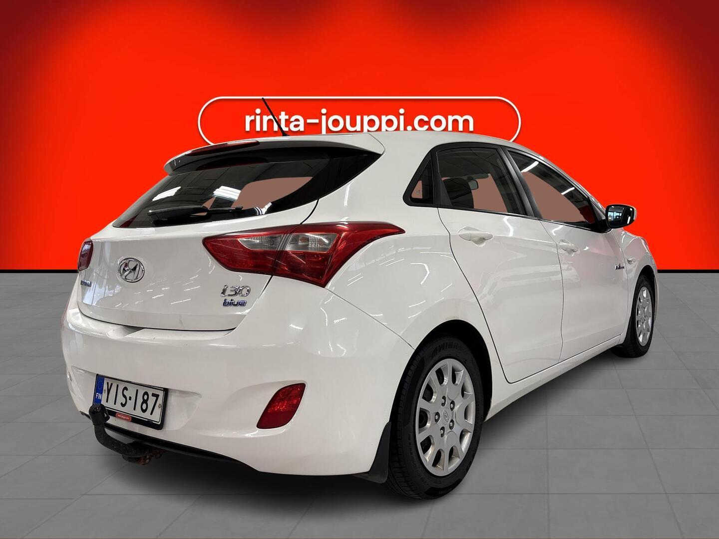 HYUNDAI i30 5d 2015