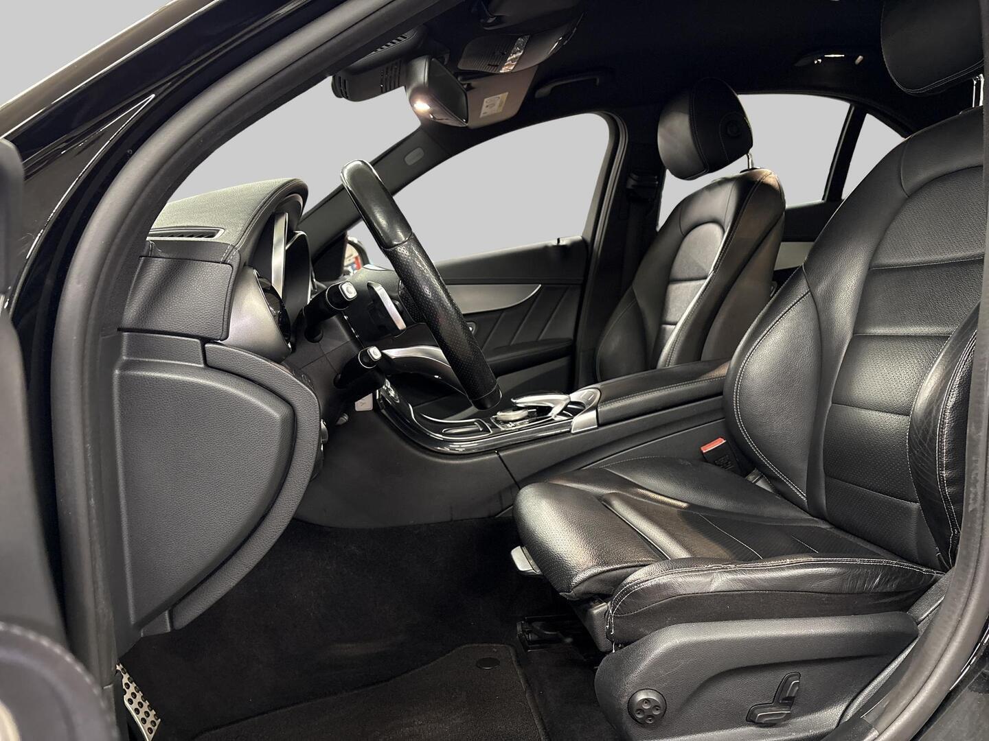 MERCEDES-BENZ C 2015