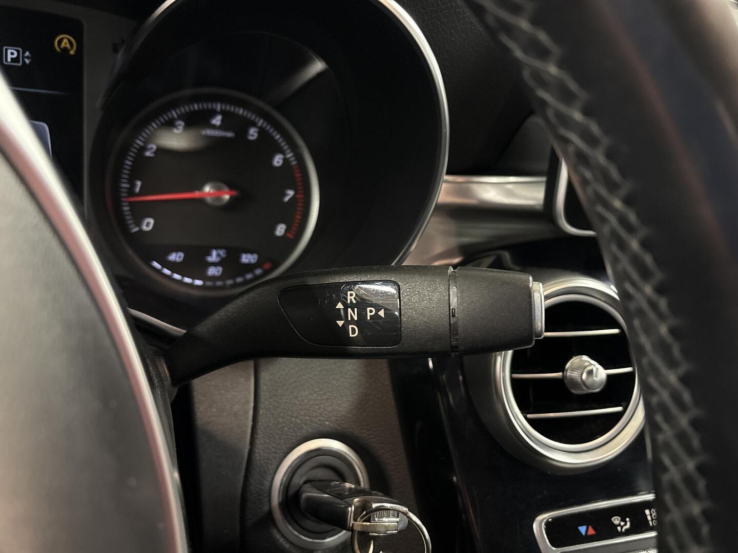 MERCEDES-BENZ C 2015