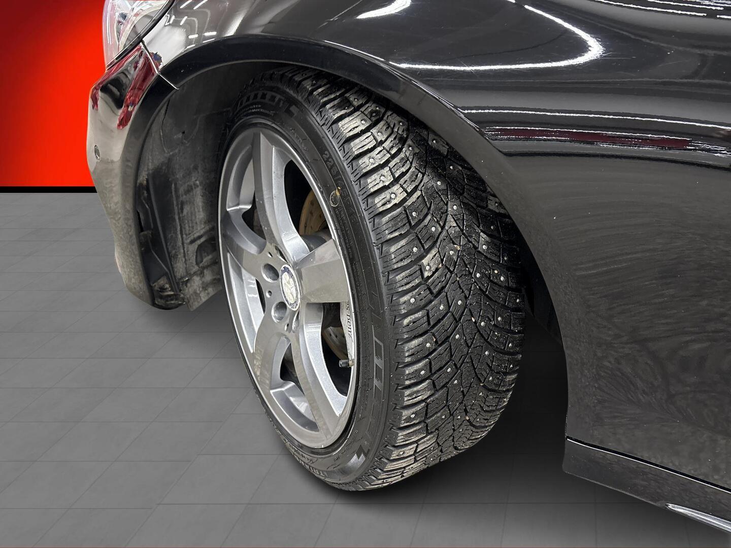 MERCEDES-BENZ C 2015