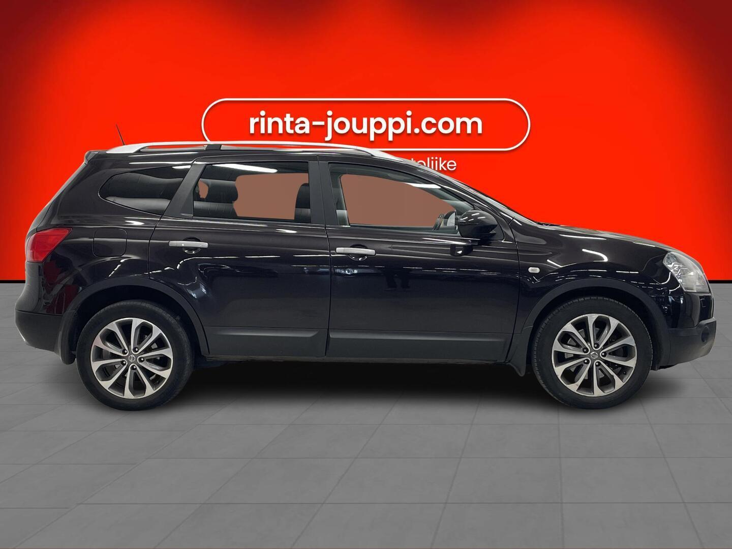 NISSAN Qashqai+2 2010
