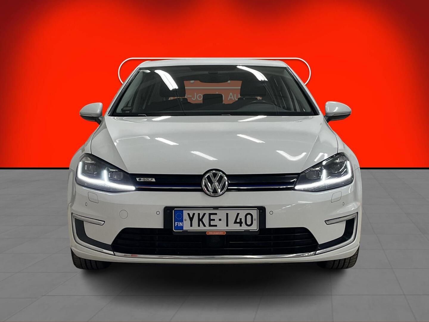 VOLKSWAGEN Golf 2018