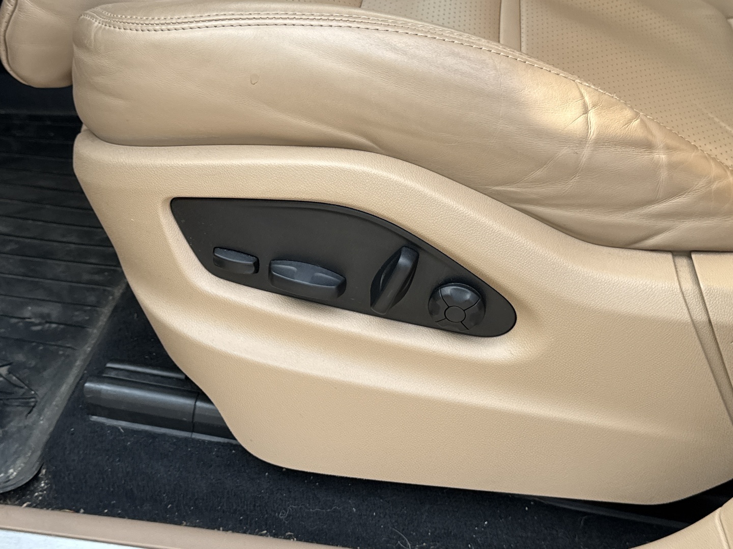 PORSCHE Cayenne 2022