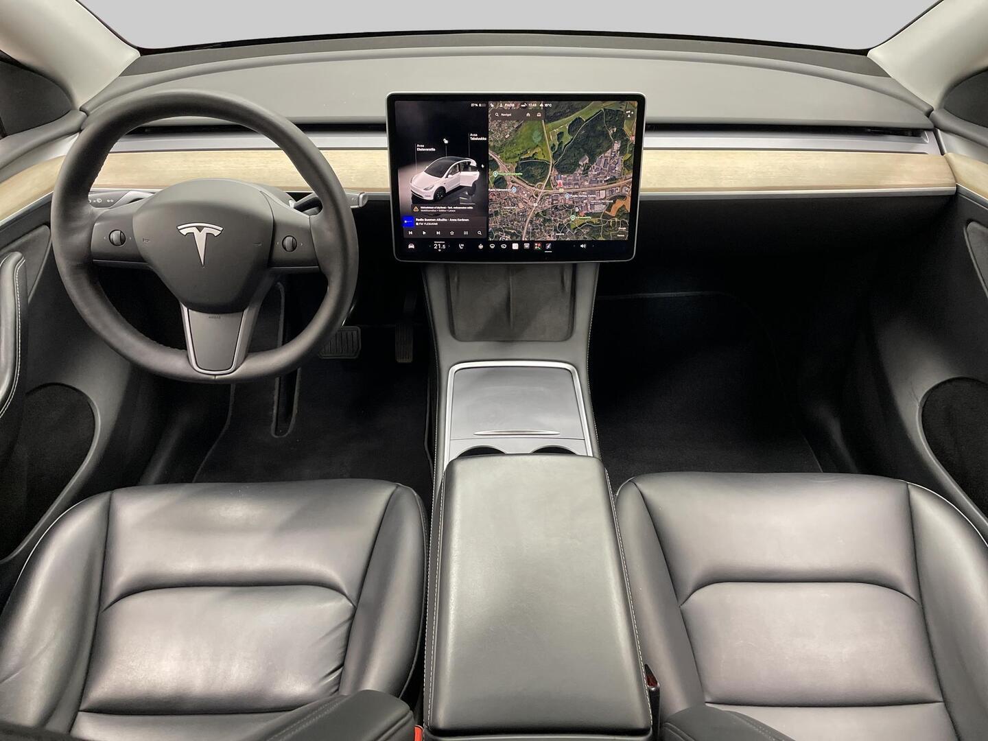 TESLA Model Y 2022