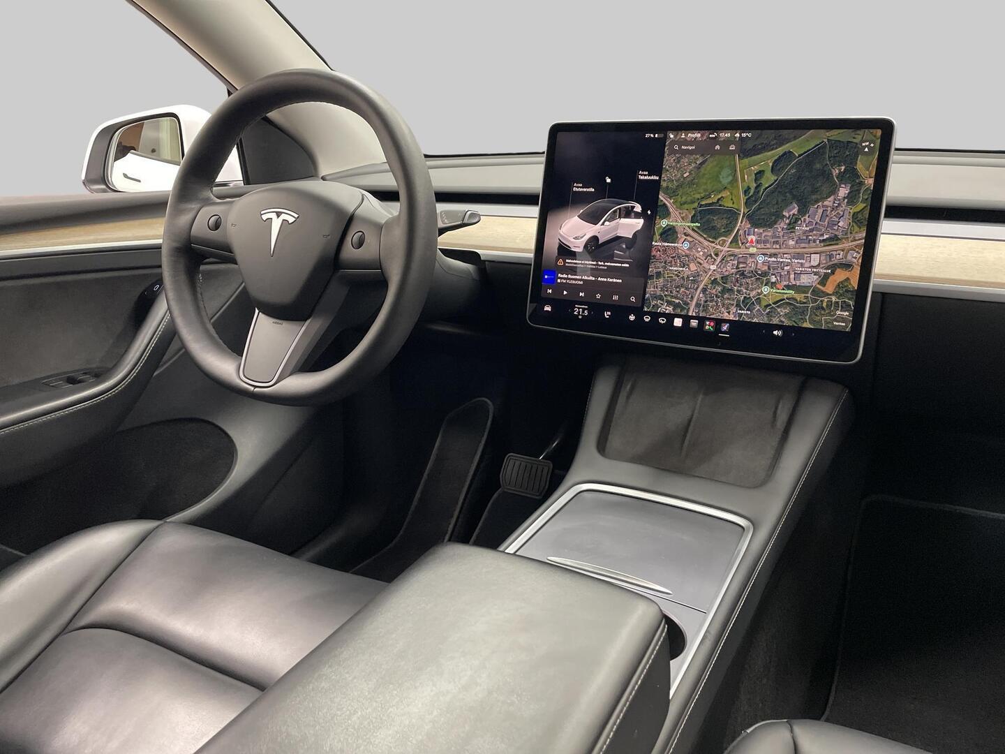 TESLA Model Y 2022