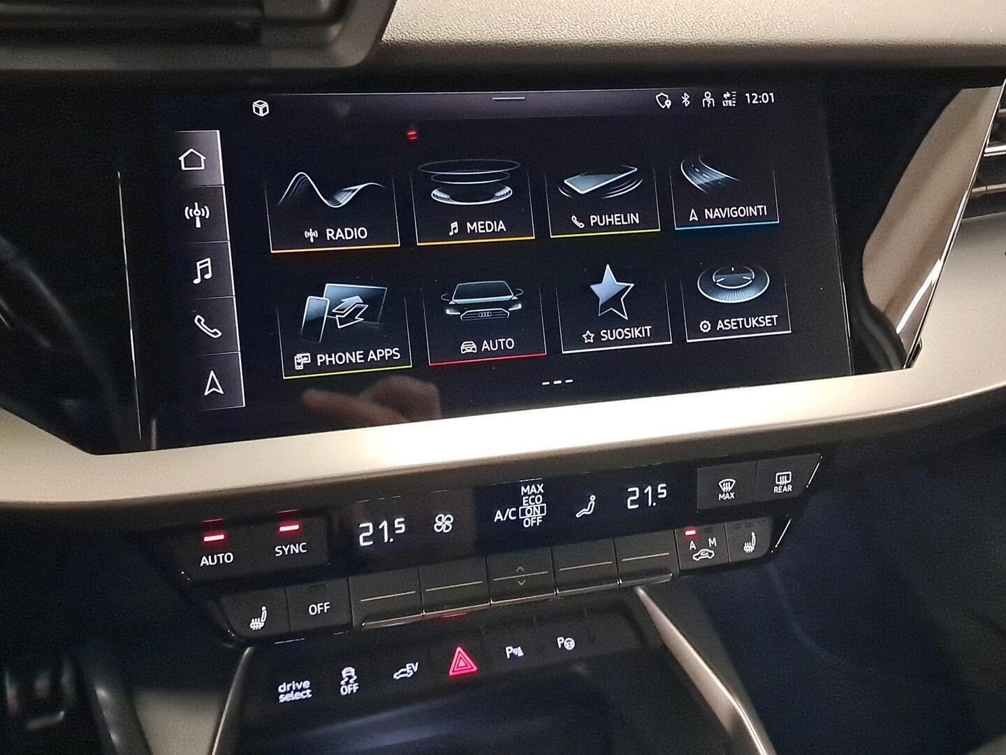 AUDI A3 2021
