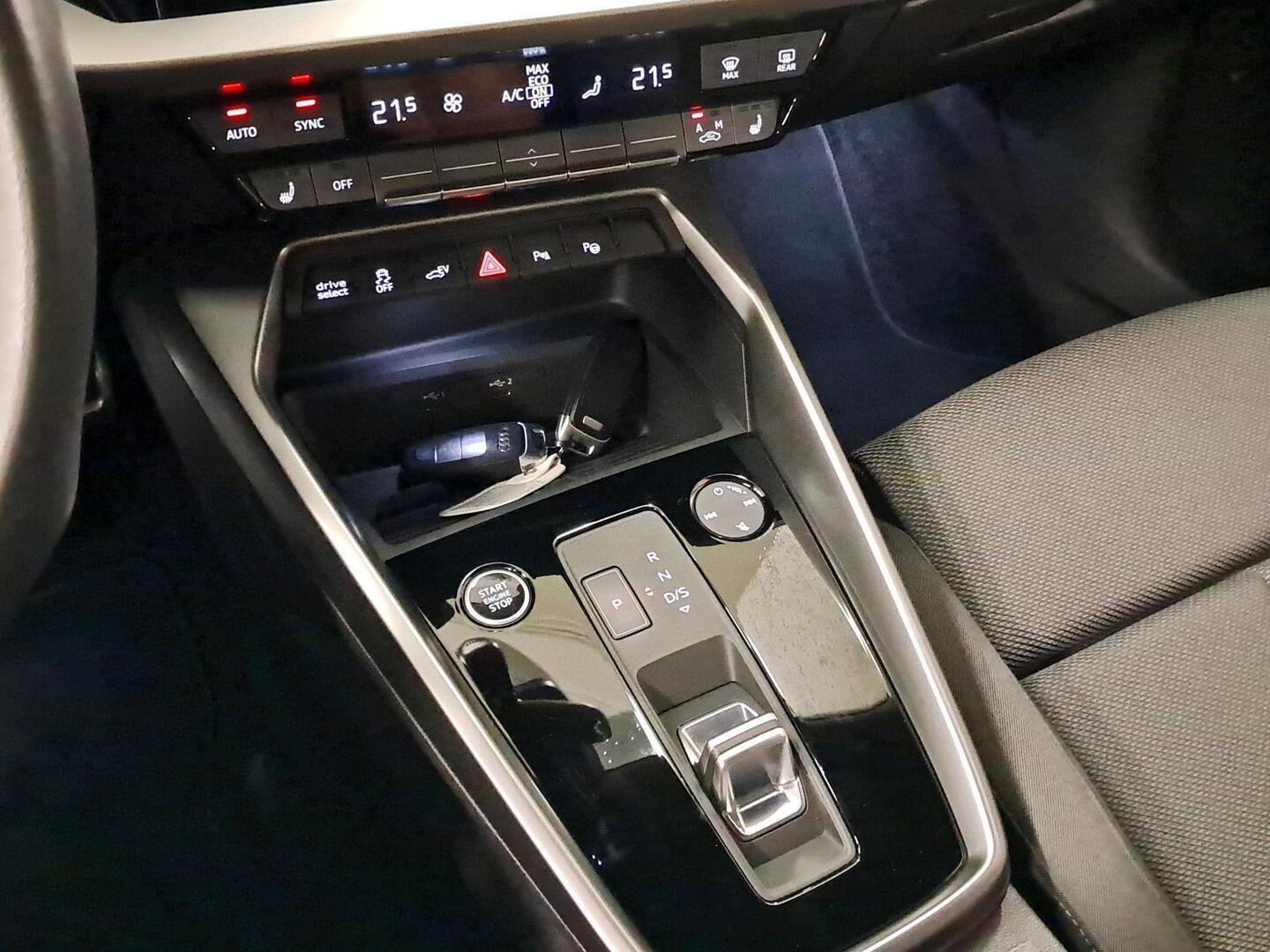 AUDI A3 2021