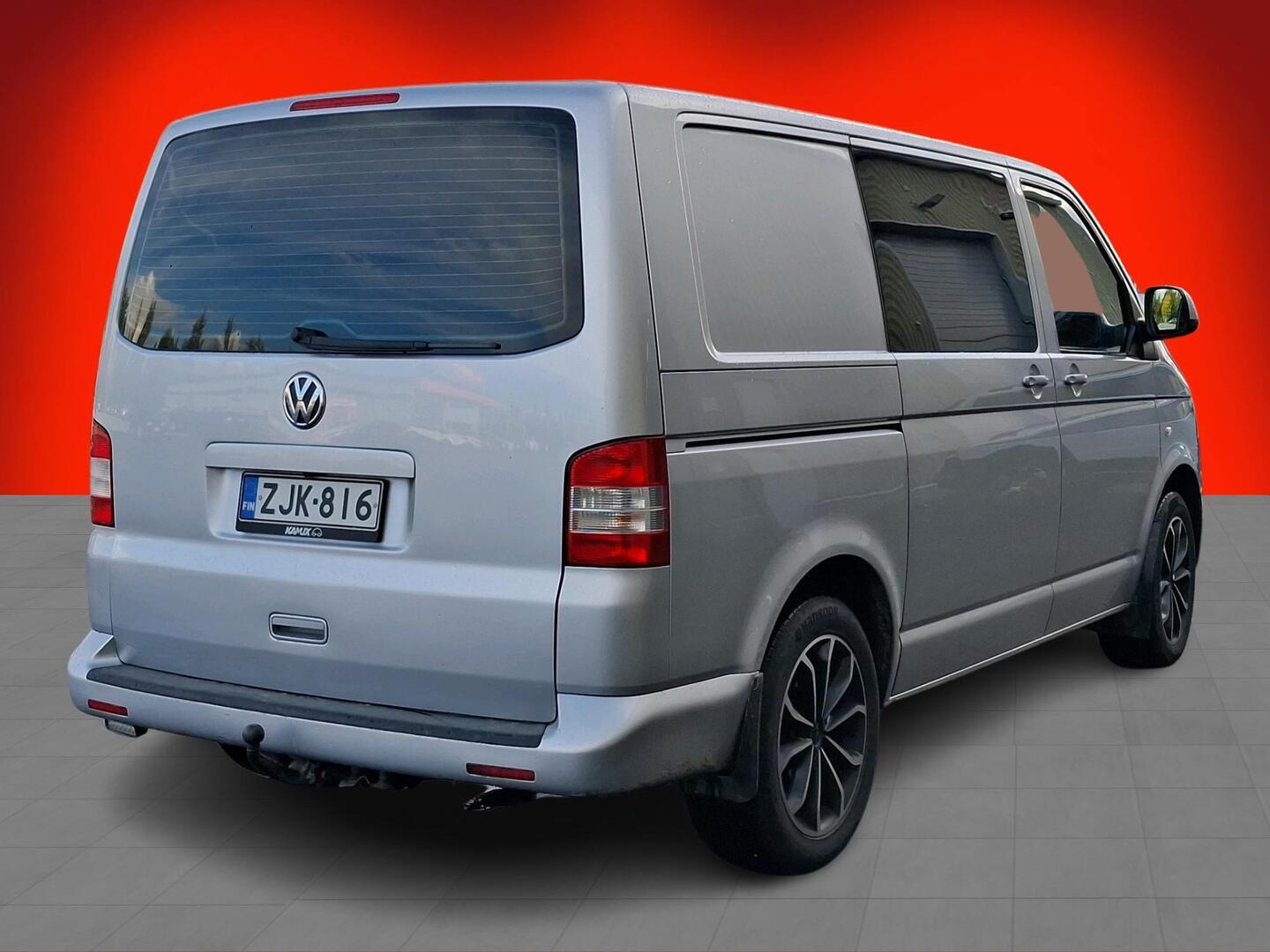 VOLKSWAGEN Transporter 2010
