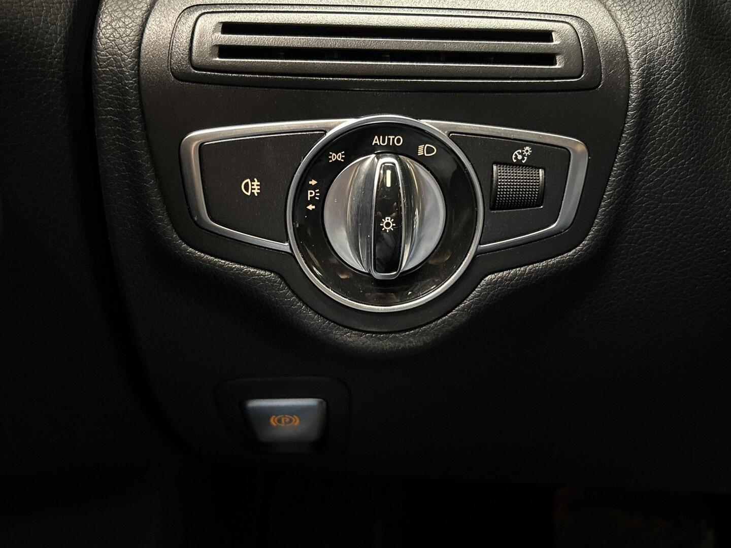 MERCEDES-BENZ C 2016