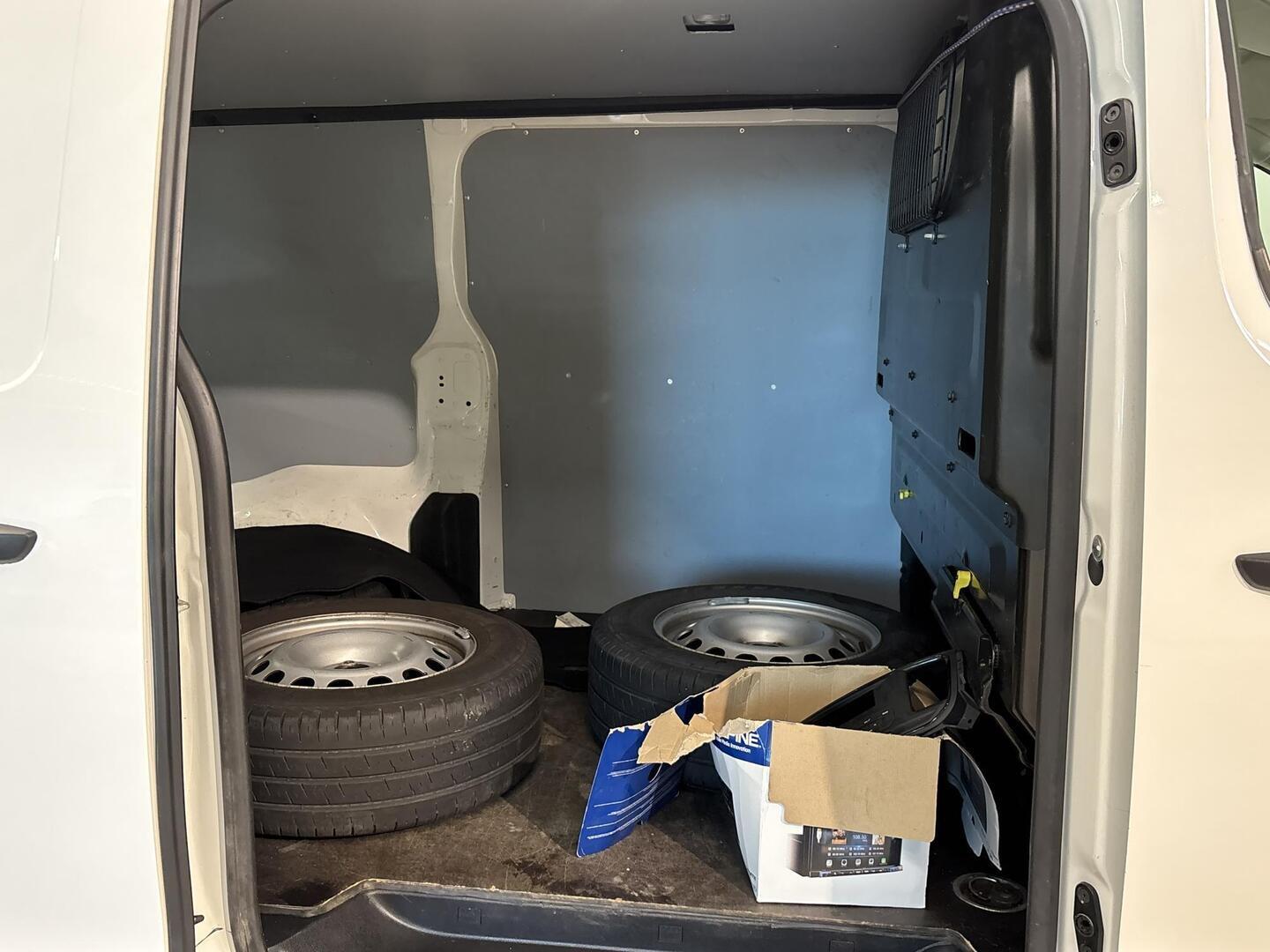 TOYOTA Proace 2016