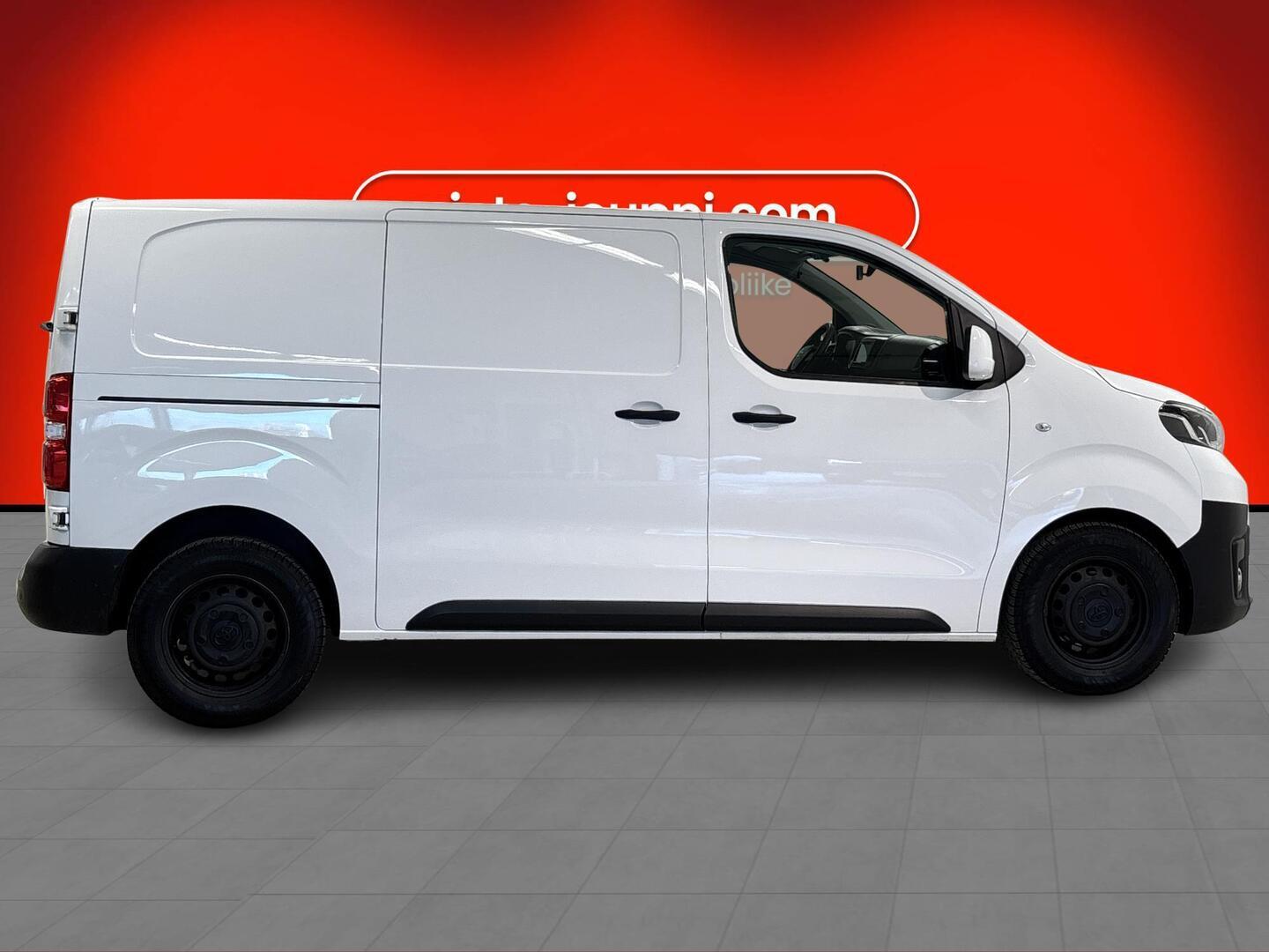 TOYOTA Proace 2016