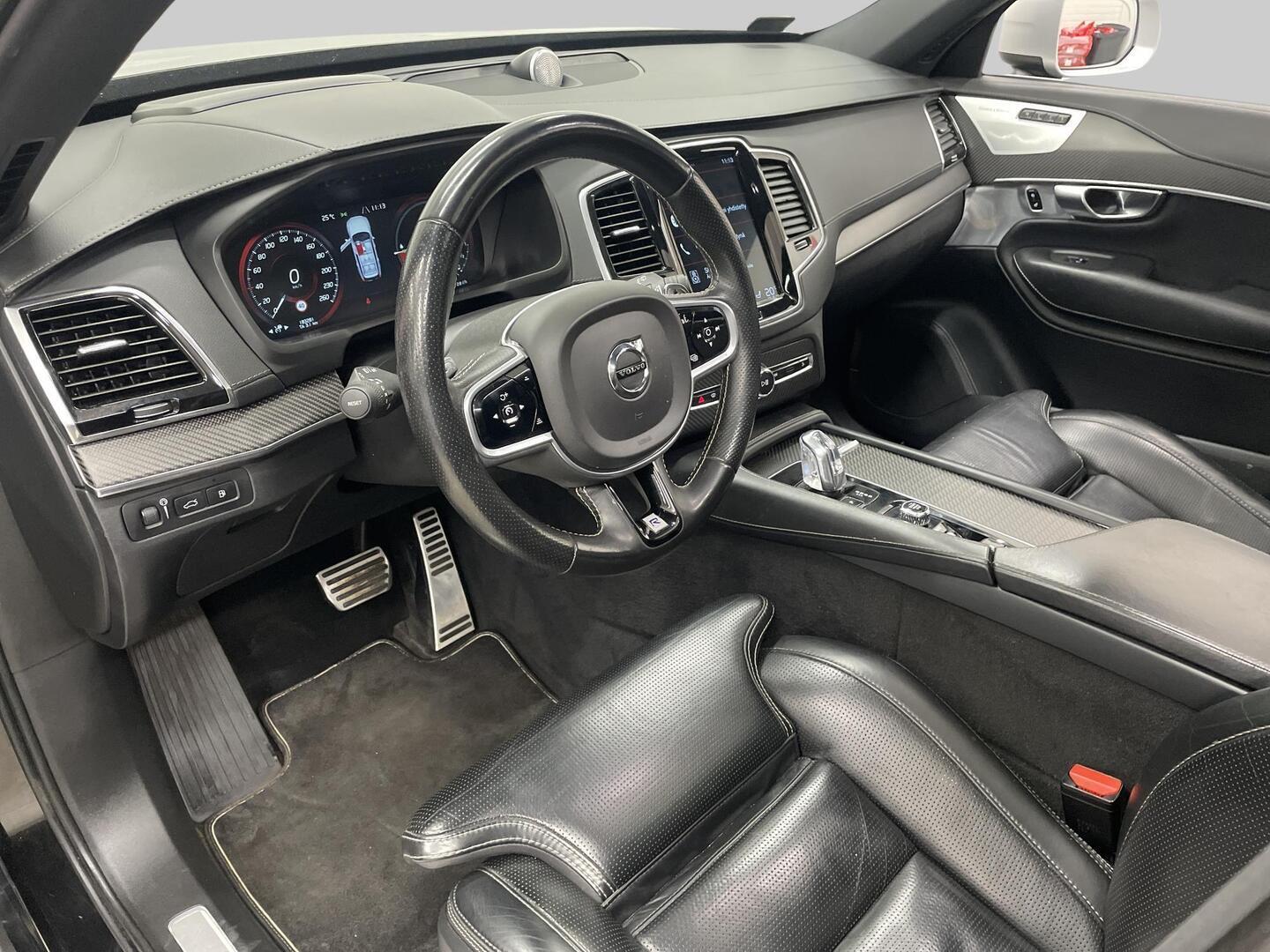 VOLVO XC90 2019