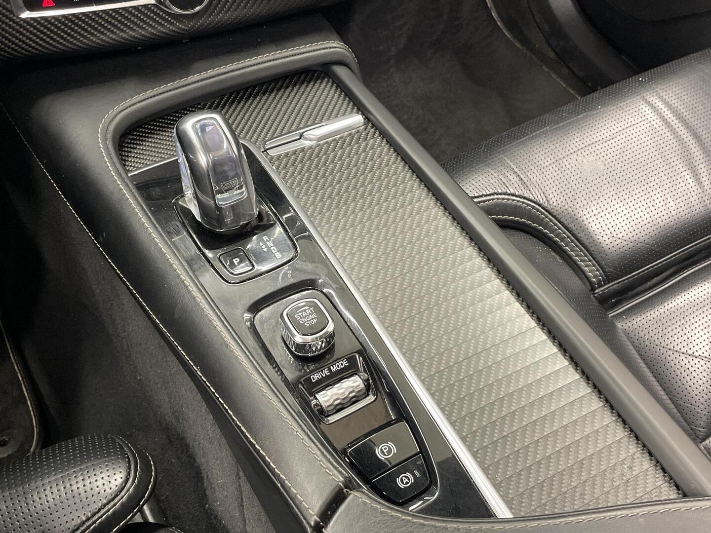VOLVO XC90 2019