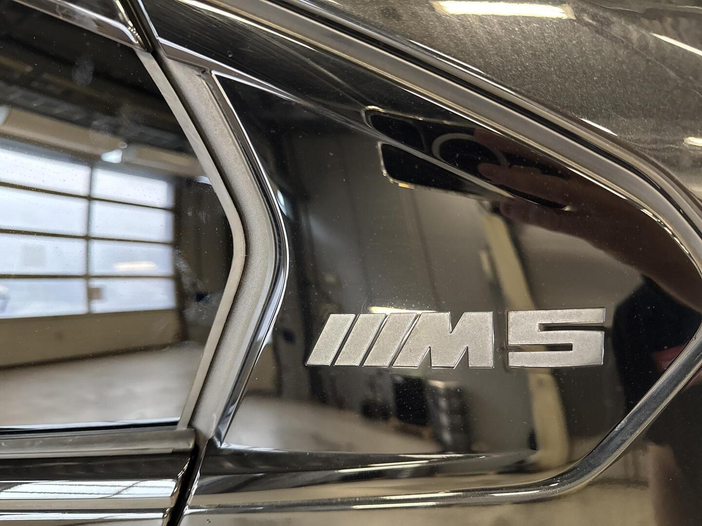BMW M5 2025