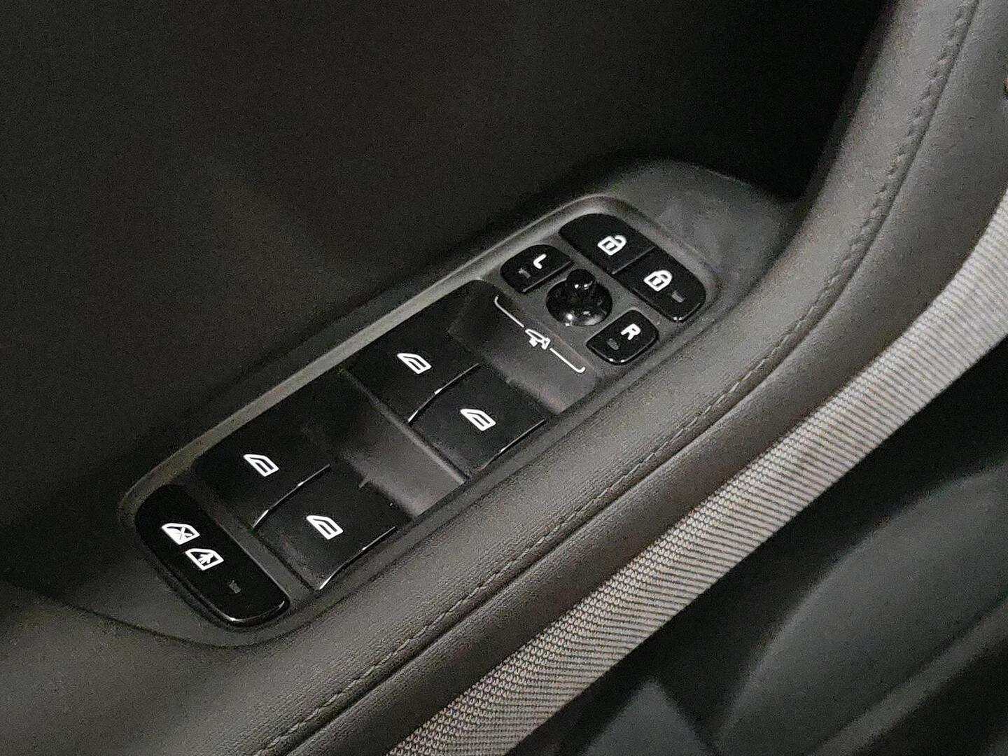 POLESTAR 2 2022