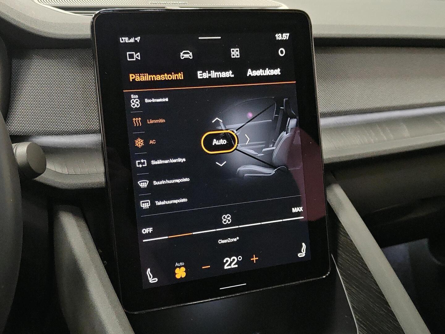 POLESTAR 2 2022