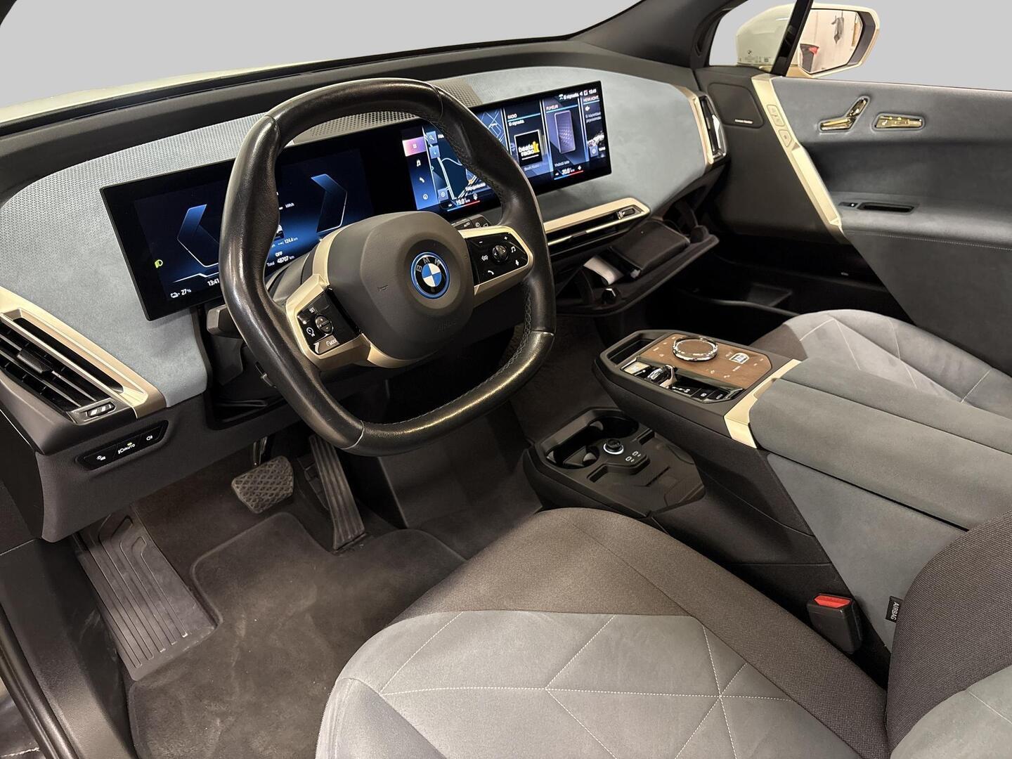 BMW IX 2022
