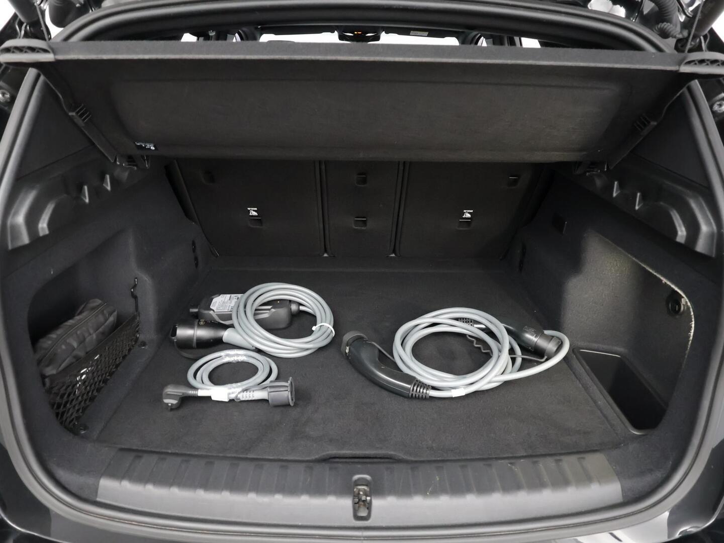 BMW IX1 2023