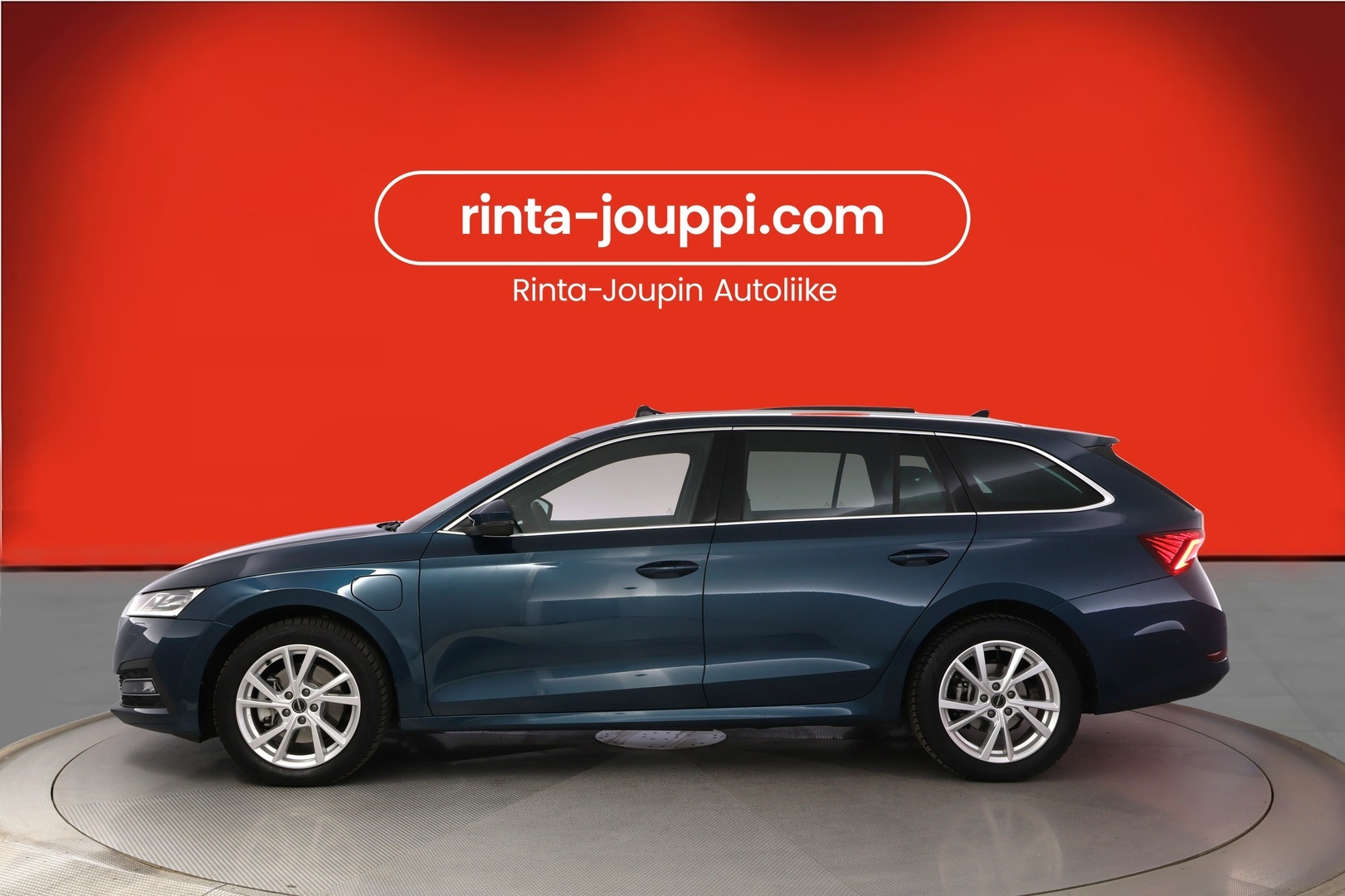 SKODA OCTAVIA 2023