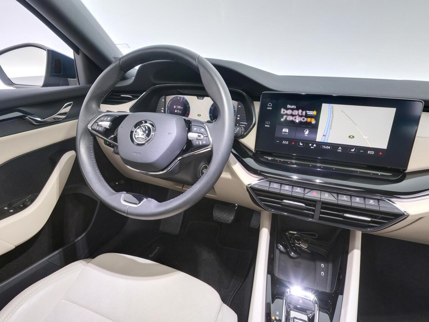 SKODA OCTAVIA 2023