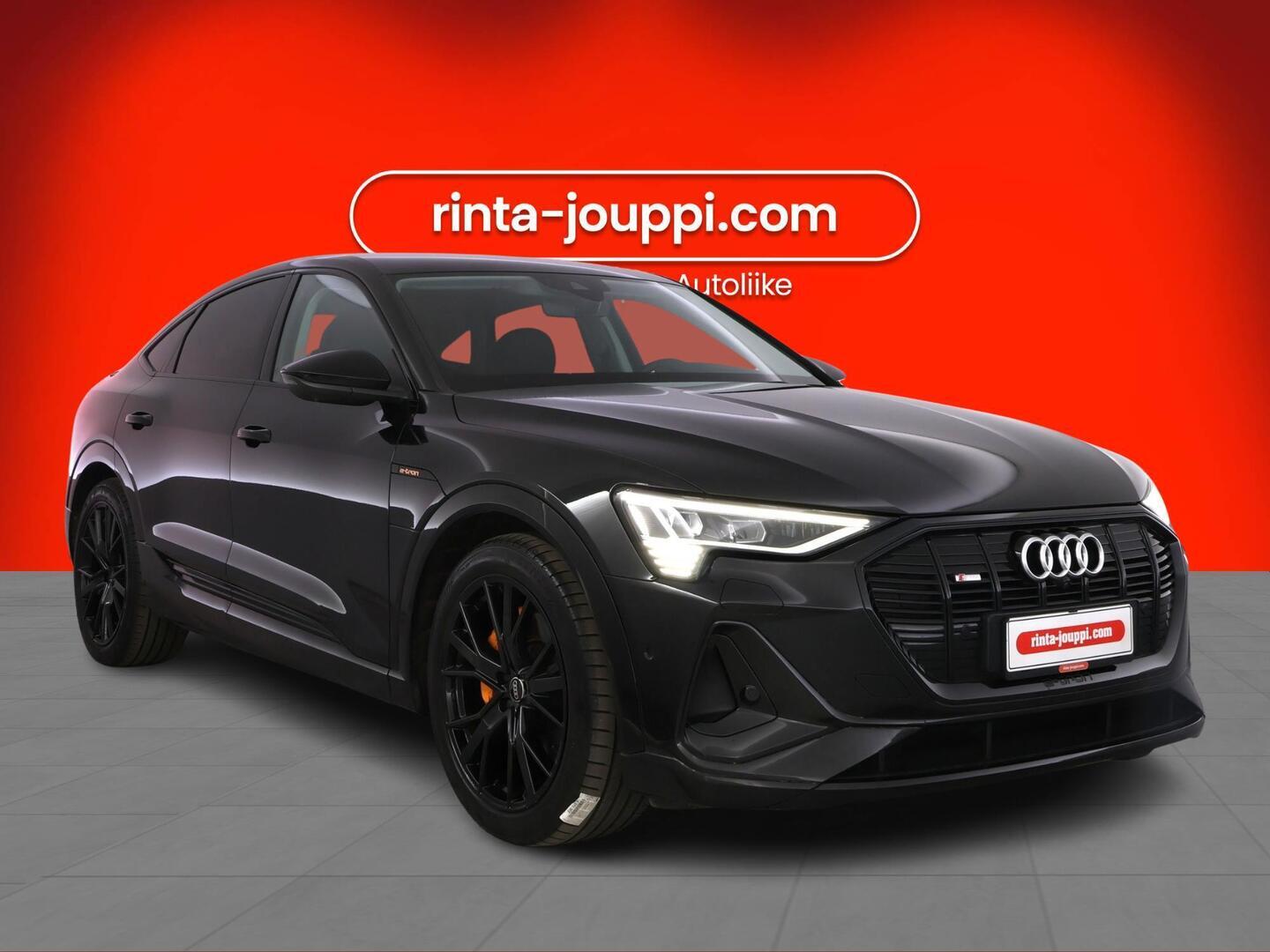 AUDI E-TRON 2022