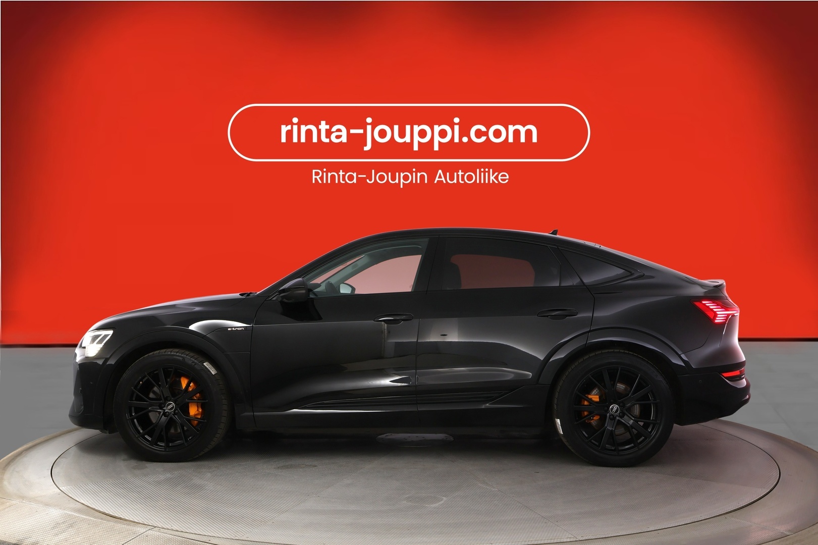 AUDI E-TRON 2022