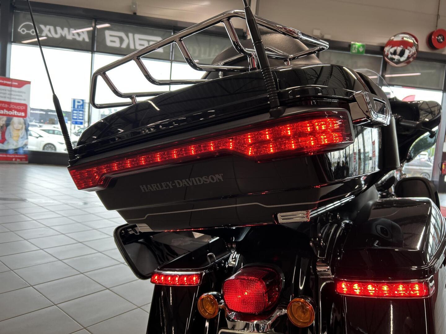 HARLEY-DAVIDSON TOURING 2016