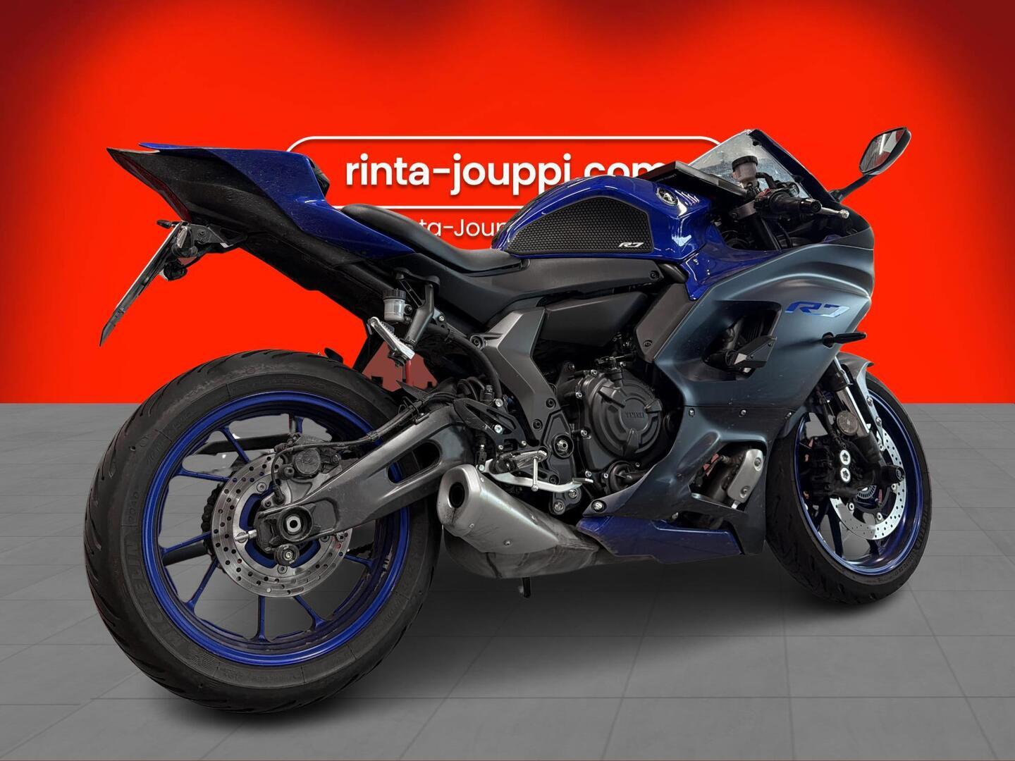 YAMAHA YZF-R7 2022