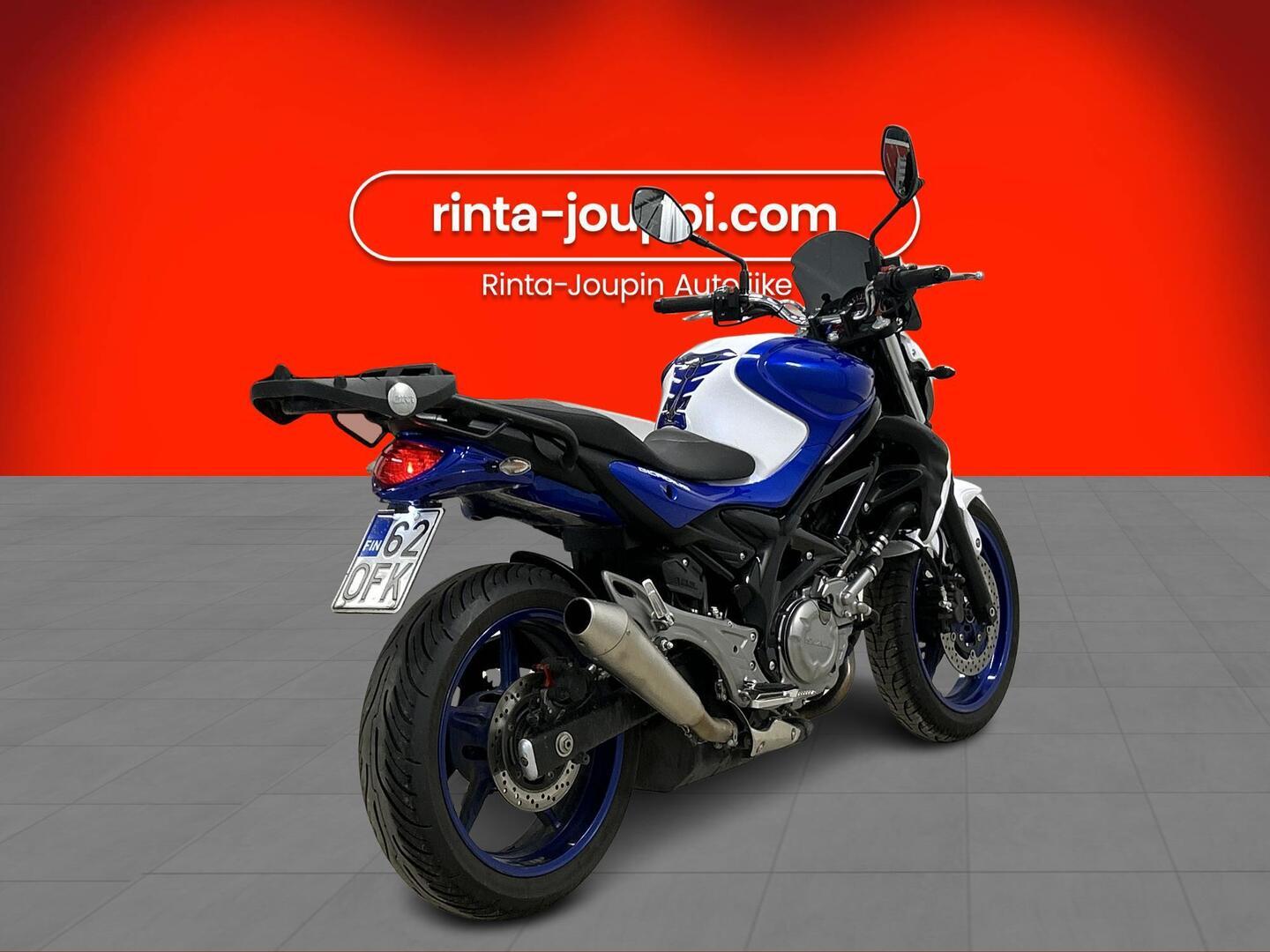 SUZUKI SFV 650 GLADIUS 2014