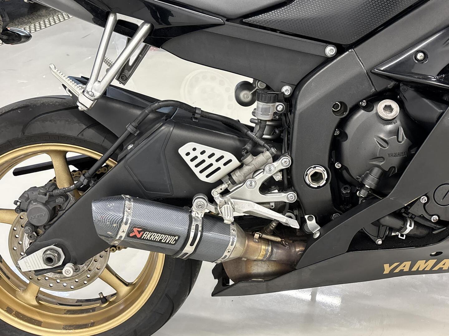 YAMAHA YZF-R6 2008