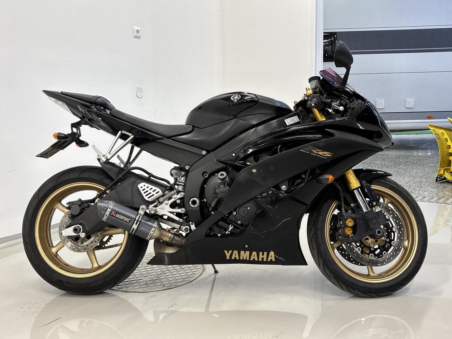 YAMAHA YZF-R6 2008
