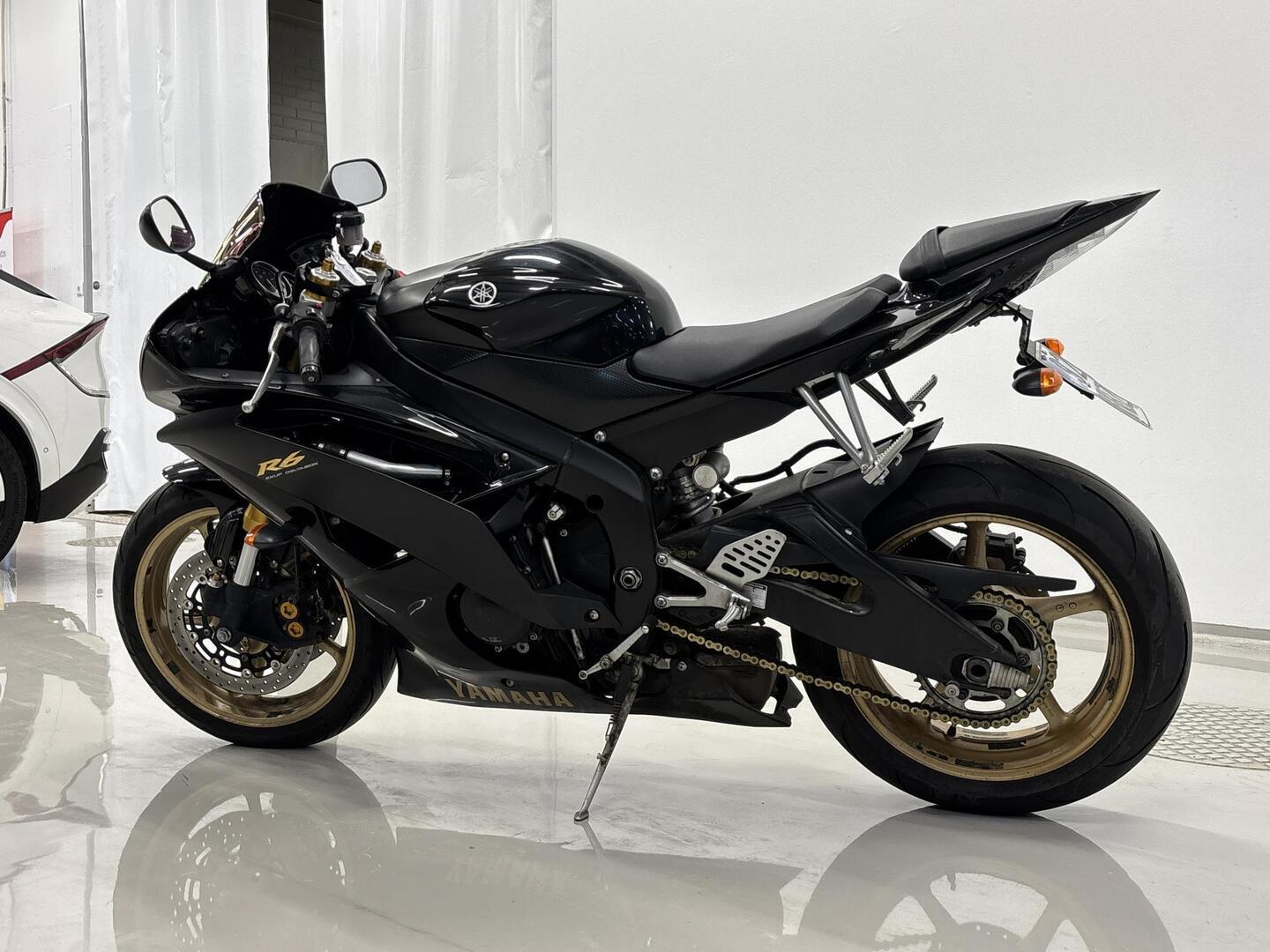 YAMAHA YZF-R6 2008