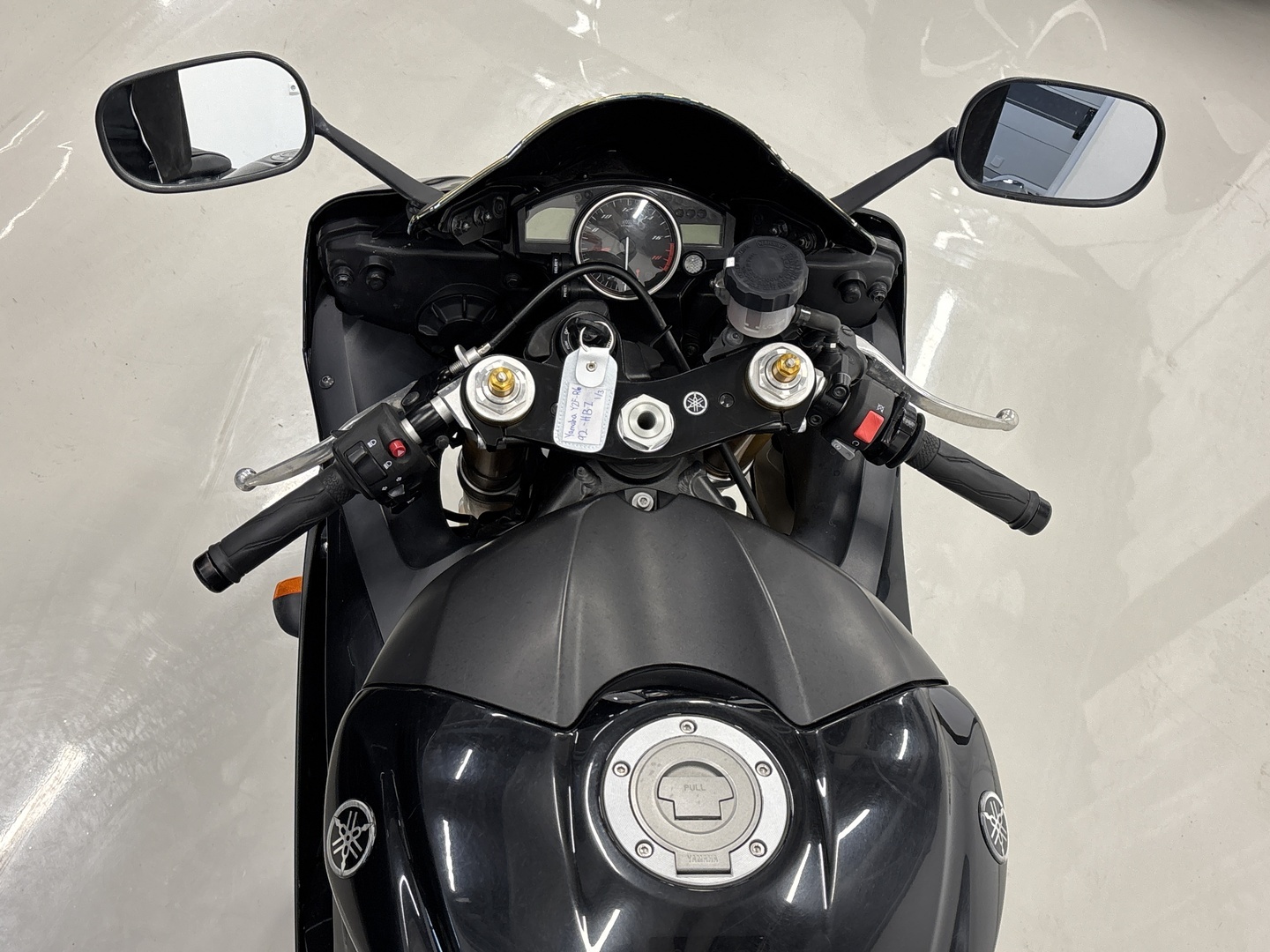 YAMAHA YZF-R6 2008