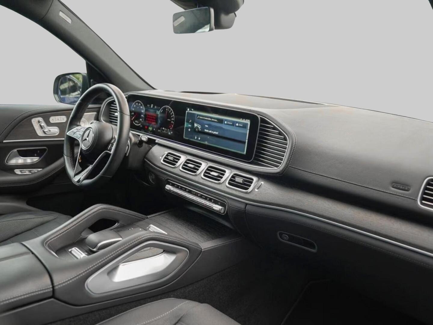MERCEDES-BENZ GLE 2024