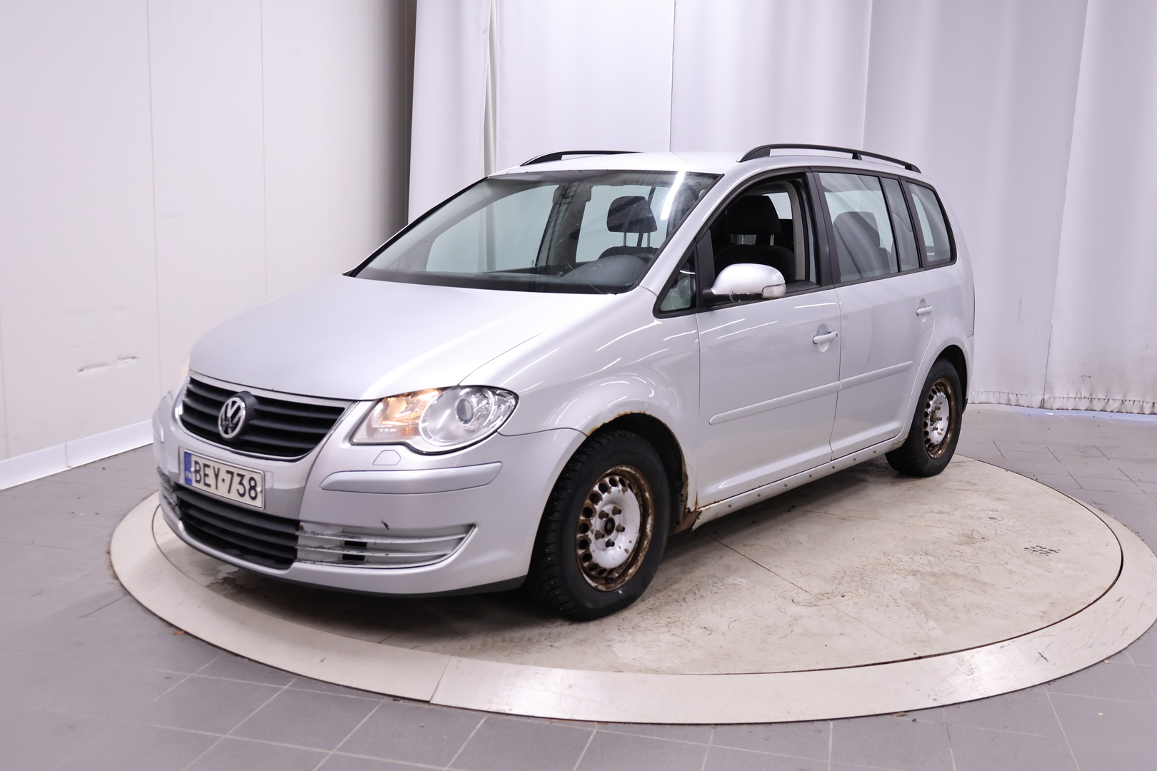 VOLKSWAGEN Touran 2008