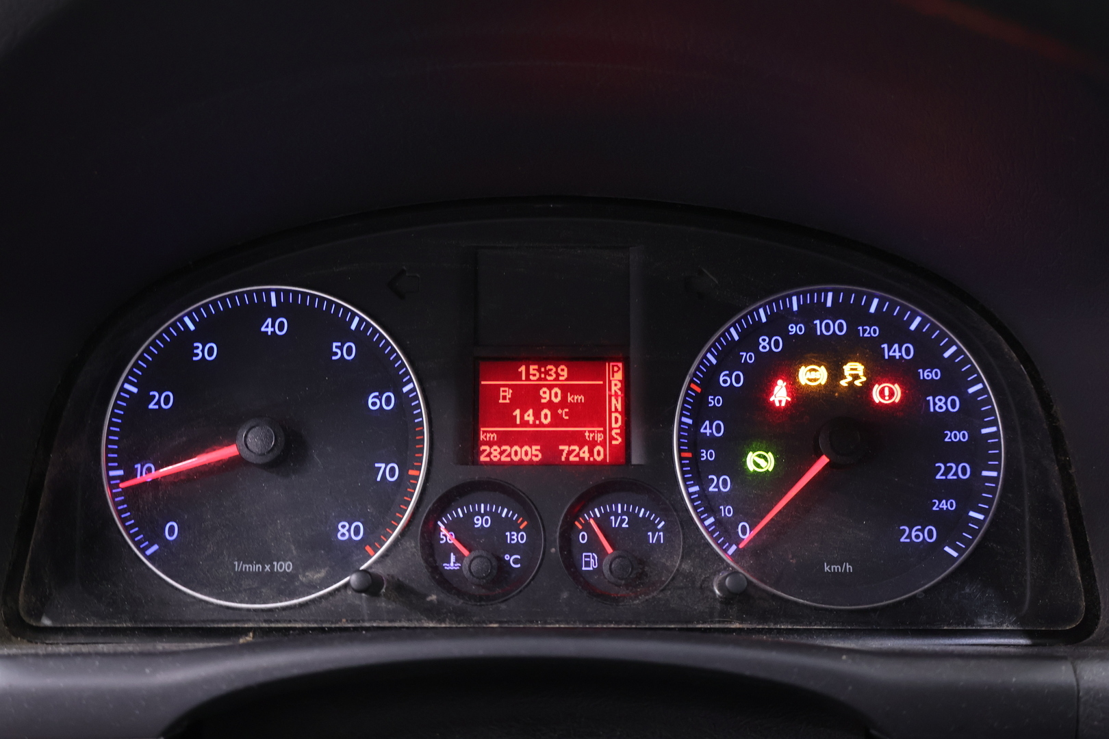 VOLKSWAGEN Touran 2008