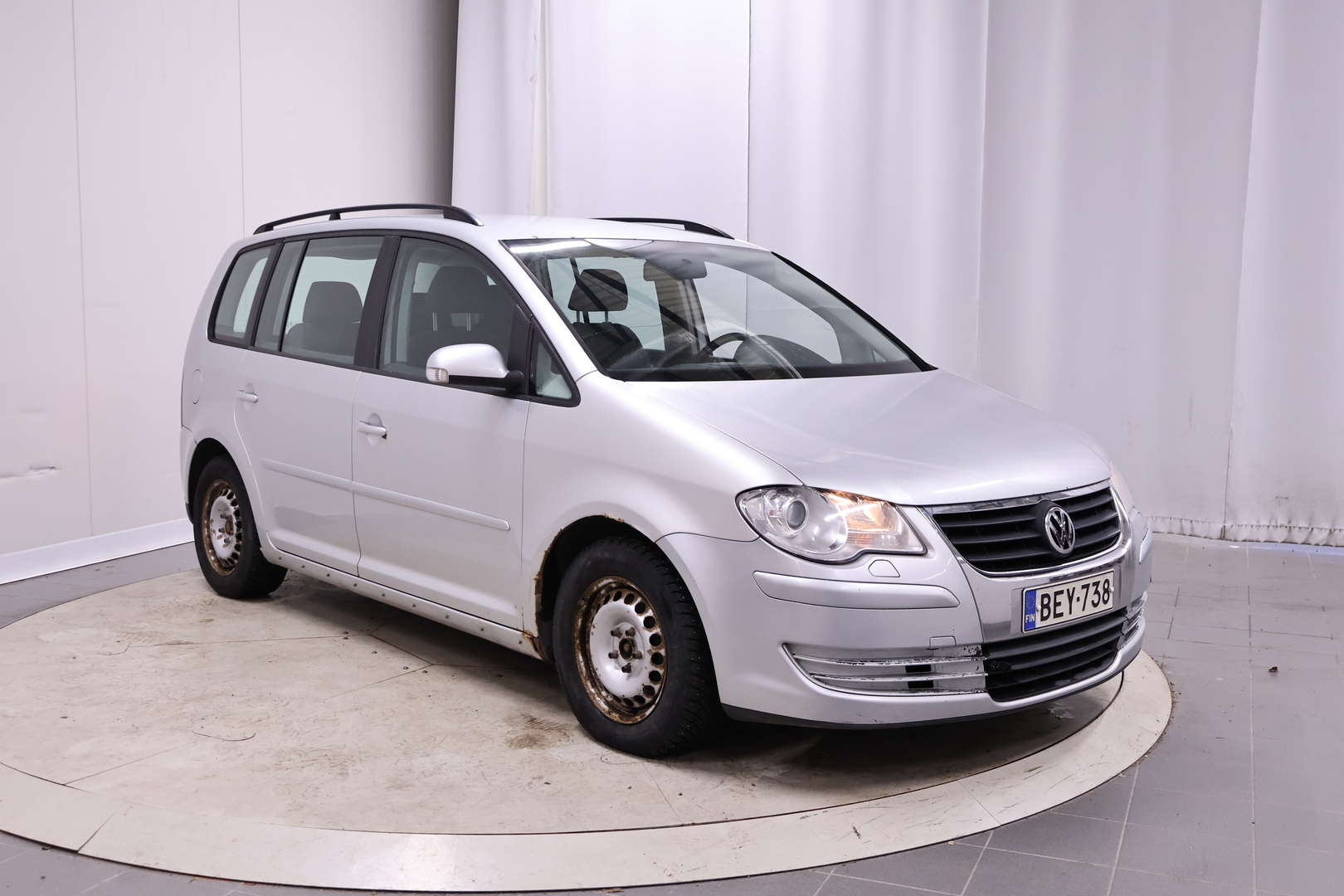 VOLKSWAGEN Touran 2008